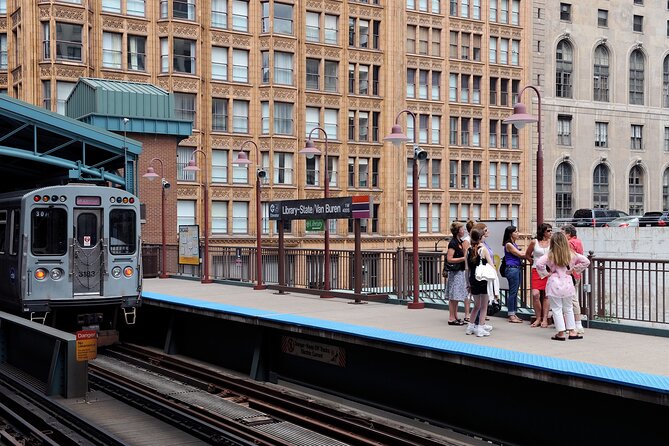 Chicago City Tour: Elevated Architecture Tour With Train Ticket Included - Architectural Highlights of Chicago