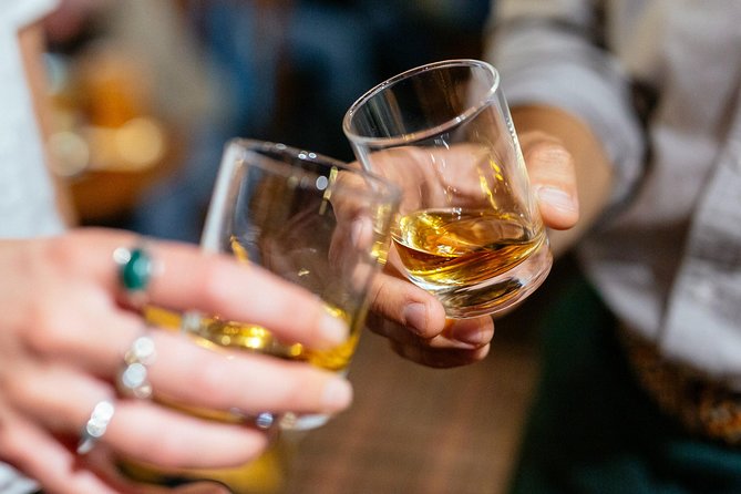 Classic Irish Pubs Private Tour of Dublin: Live Music, Beer and Nightlife - Experiencing Live Music and Local Flavors