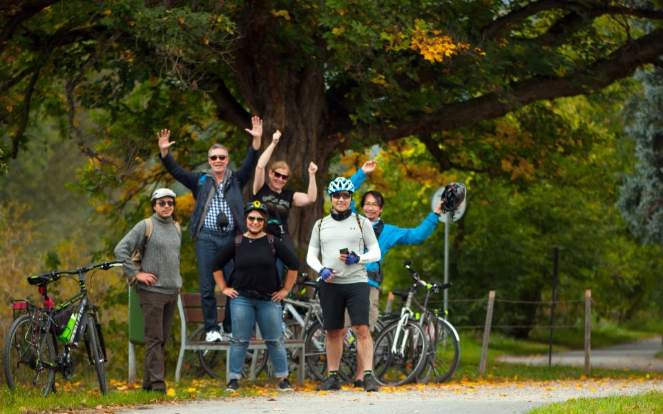 Coutryside E-Bike Tour to Karlstejn Castle - Countryside Cycling