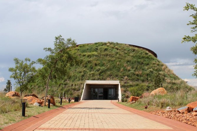 Cradle of Humankind World Heritage Site - Learning About Hominid Evolution