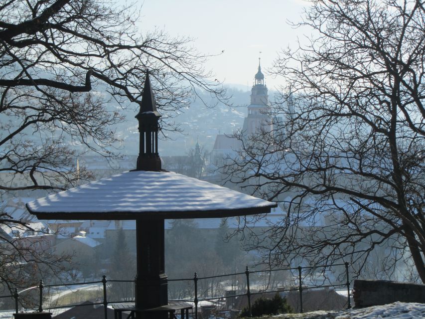 Czech Krumlov: 2 Hour Private Walking Tour With Guide - Highlights and Experiences