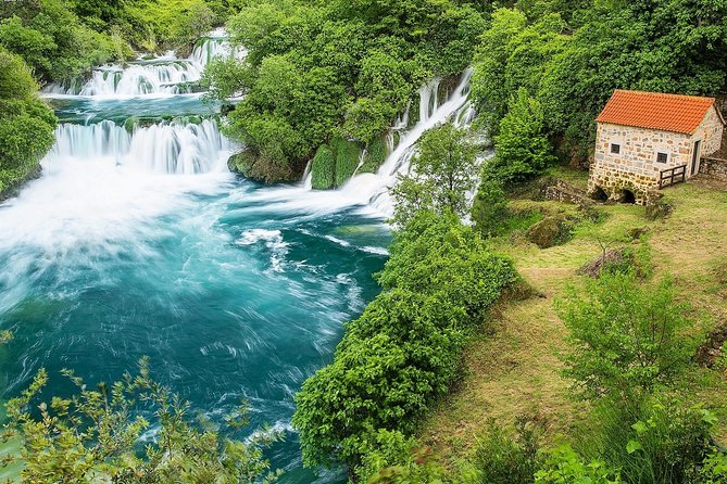 Day Trip From Dubrovnik to Krka Waterfalls - Animal Policies