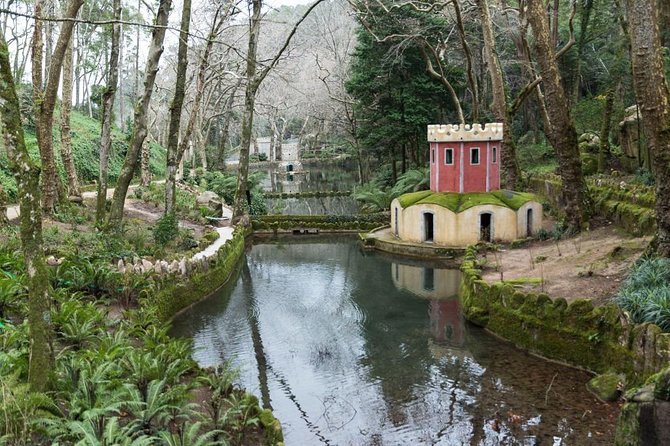 Daytrip From Lisbon to Sintra+Cascais-Large Groups up to 10 Pax - Booking Information and Policies
