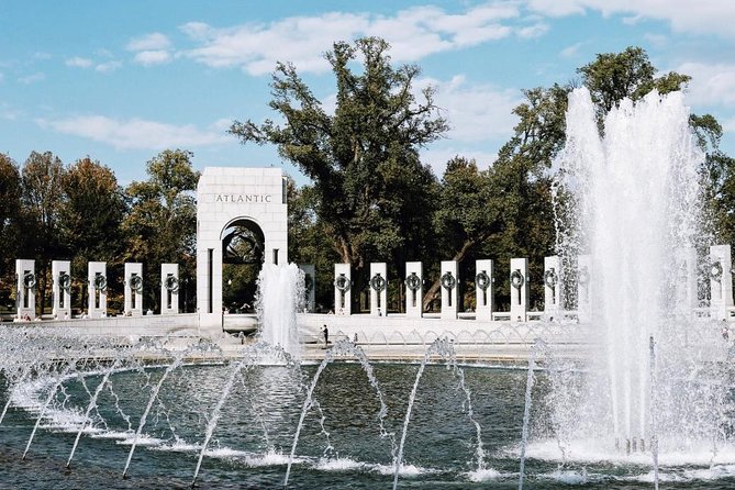 DC Mall Tour W/ Washington Monument Ticket Semi-Private 12PPL Max - Traveler Experiences and Feedback