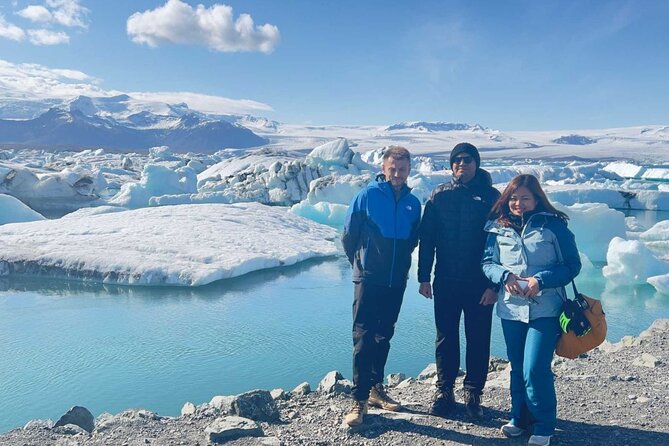Diamond Beach & Jökulsárlón Floating Glacier Guided Day Tour - Sample Feedback