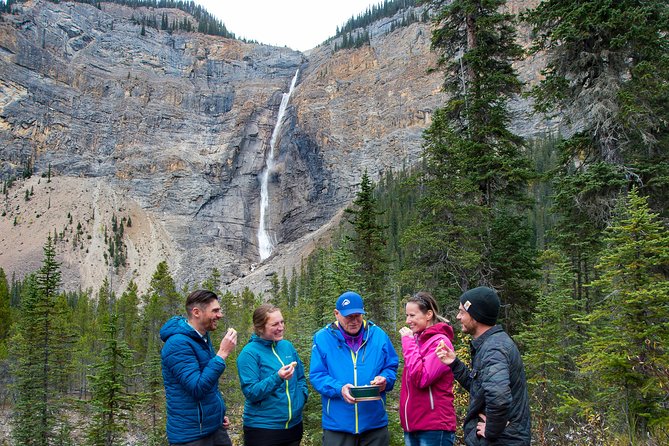 Discover Grizzly Bears From Banff - Grizzly Bear Refuge Insights