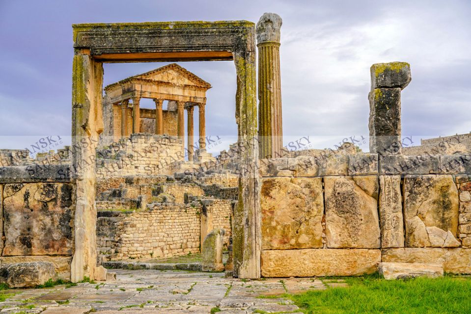 Dougga & Bulla Regia Private Full-Day Tour With Lunch - Exploring Dougga Ruins