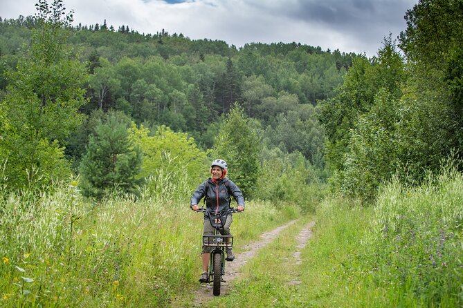 E-Bike Rental - 3 Hour Along the Shoreline Bike Path - Pedal-Assisted Adventure