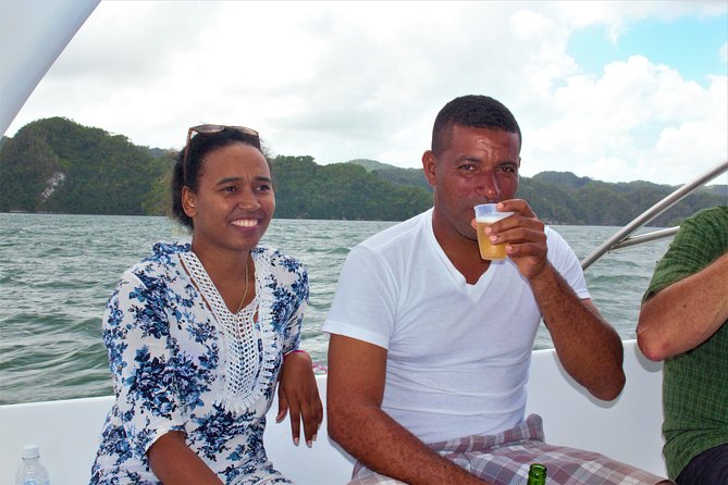 El Limón Waterfalls & Bacardi Island - Safari Experience