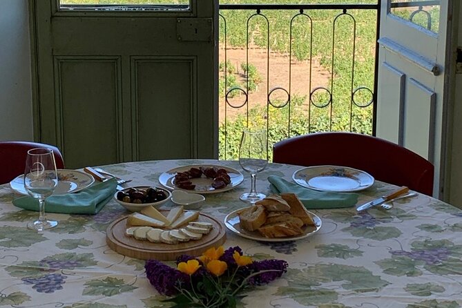English Speaking Loire Winery Tours Pickup From Amboise or Tours - Exploring Amboise, Vouvray, and Touraine Vineyards
