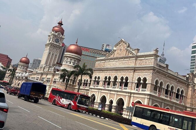Exclusive Half Day Batu Caves and Private City Tour Kuala Lumpur - Customer Experiences
