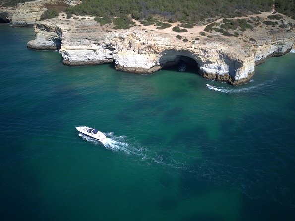 Family Cruise Algarve - Location and Transportation