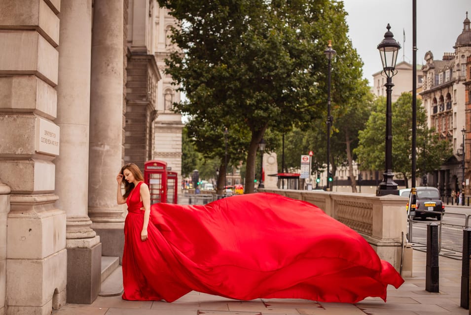 Flying Dress Professional Photoshoot With Pro Photographer - Posing and Guidance