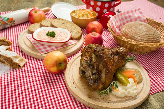 Folklore Dinner With Unlimited Drinks Review - Booking and Cancellation Policies