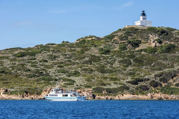 From Ajaccio/Porticcio:Ajaccio & Sanguinaires Gulf Boat Tour - Wait Time Expectations