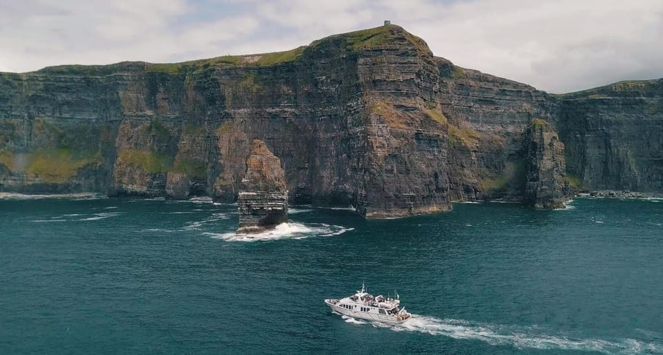 From Dublin: Galway + Cliffs of Moher Boat Cruise in Spanish - Customer Feedback