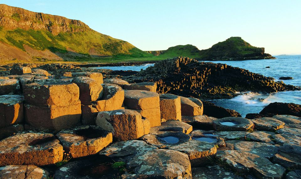 From Dublin: Giants Causeway Tour and Whiskey Tasting - Exploring Giants Causeway