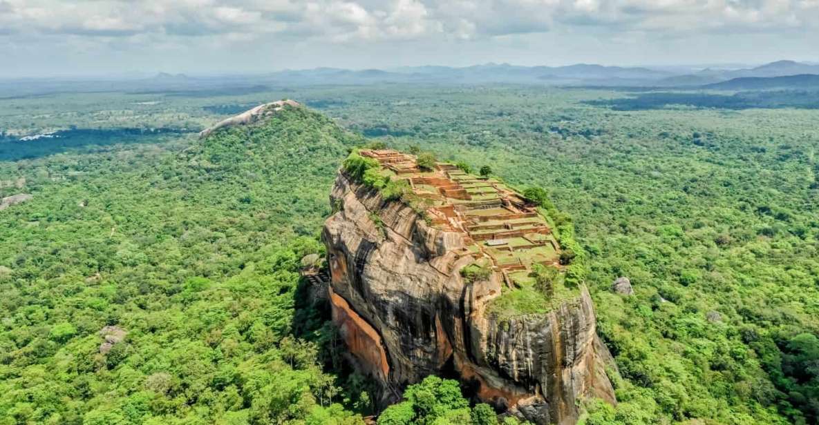 From Kandy: Sigiraya Day Tour - Visit Dambulla Cave Temple