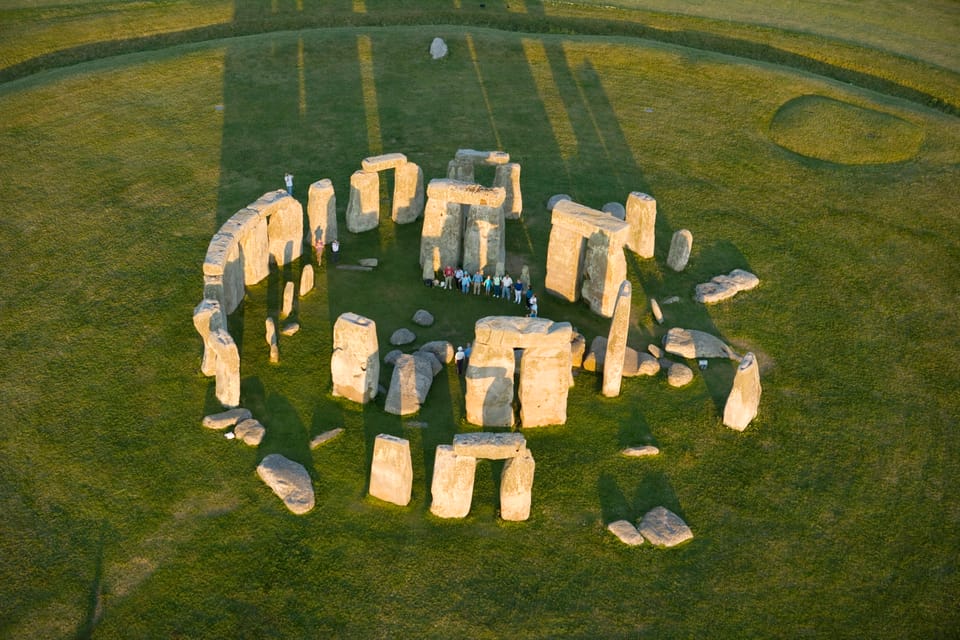 From London: Stonehenge Summer Solstice Sunrise Shuttle - Flexible Booking and Cancellation Policy