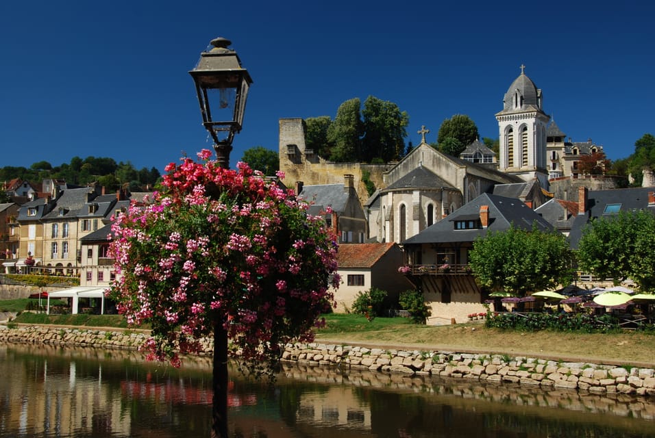 From Sarlat: Half-Day Skip-the-Line Lascaux IV Tour - About Lascaux IV