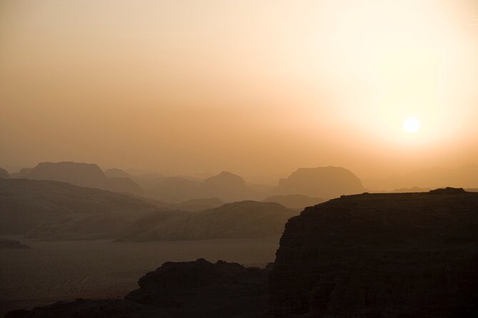 From Wadi Rum: Small-Group 5 Hour Jeep Tour + Overnight - Explore the Wadi Rum Desert