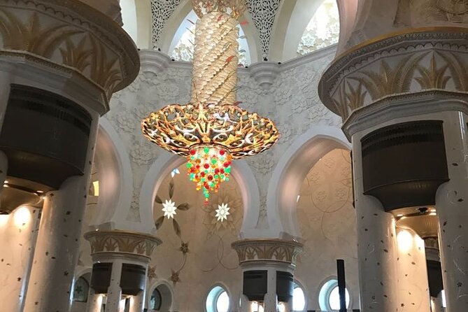Full Day Small Group Abu Dhabi City Guided Tour - Mouthwatering Date Market