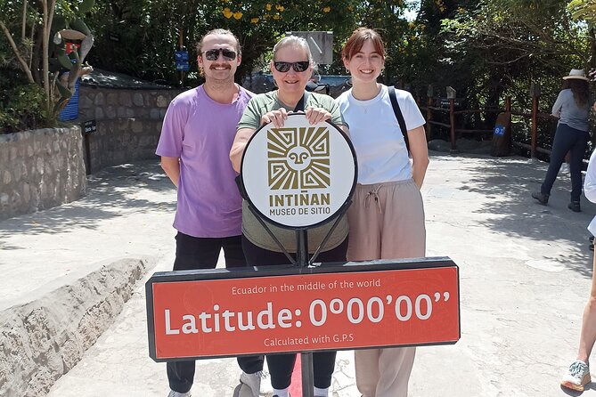 Full Private Tour of the Historic Center + Middle of the World - Booking Information