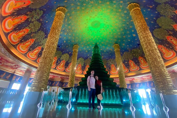 Giant Buddha and Bangkok Local Tour - Wat Paknam Phasi Charoen