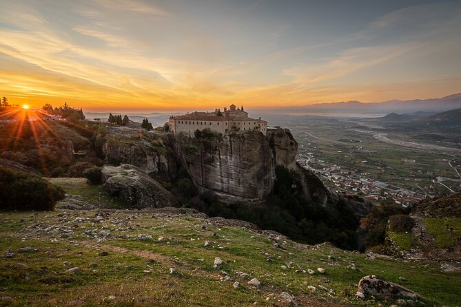 Golden Sunrise Meteora Private Photo Tour - Photographers Perspective