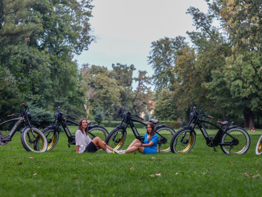 Gorgeous Prague Night Retro E-Bike Tour ( Live Guided ) - Retro E-Bikes