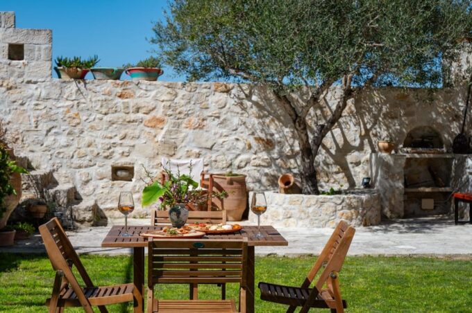 Heraklion, Galatas Village: Cretan Cured Meat Tasting & BBQ - Venue and Setting