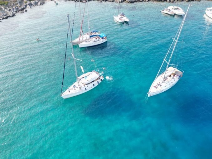Heraklion: Sailing Cruise to Dia Island With Drinks and Meal - Included Amenities and Essentials