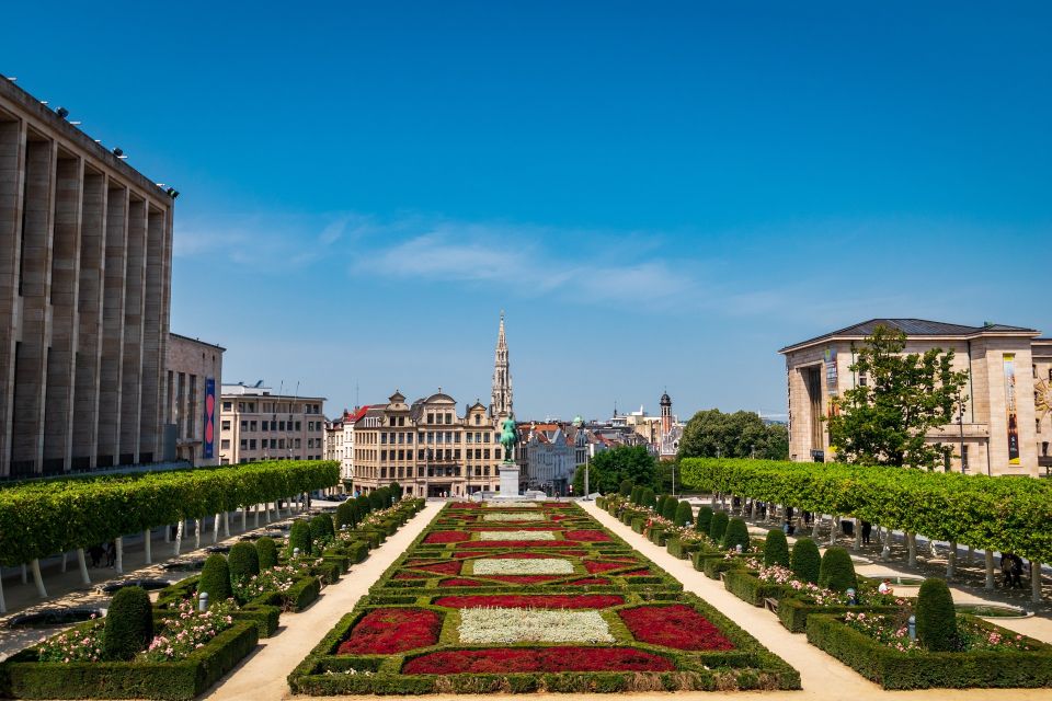 Hidden Beer Secrets of Old Town Brussels Tour & Tasting - Accessibility Features