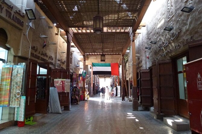 Historical Dubai Walking Tour With Local - Accessibility Features