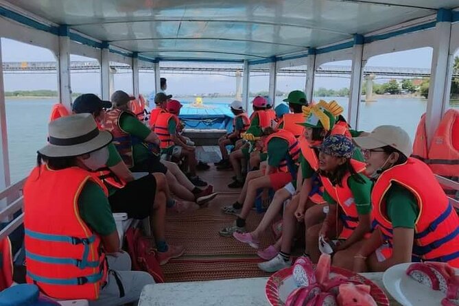 Hoi An Cruise & Rickshaw Riding/Trip to Pottery/Carpentry Village - Included Amenities and Safety