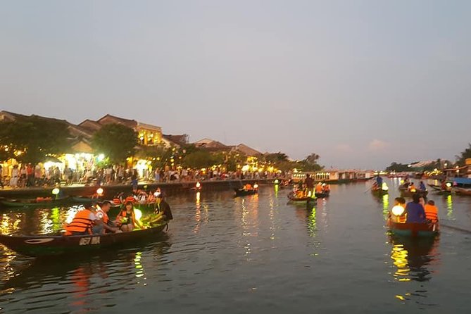 Hoi an Nightlife Tour With Hoi an Ancient Walking Tour, Boat Ride, Night Market - Tips for an Enjoyable Tour