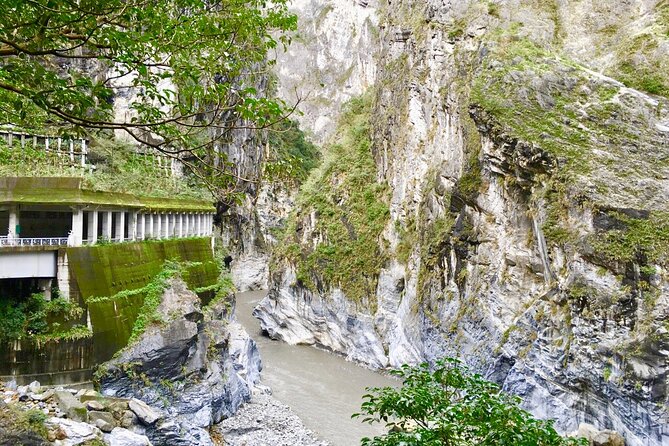 Hualien Taroko Day Tour From Ximending - Insurance and Cancellation Policy