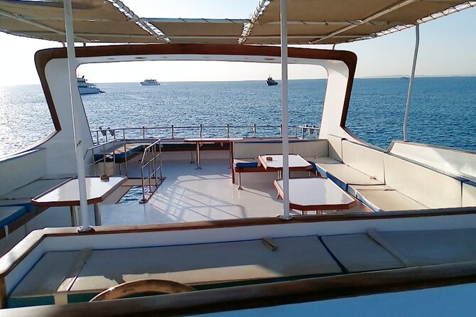 Hurghada Full-Day Boat Trip to Dolphin House &Snorkelling- Lunch - Tips for a Great Experience