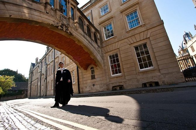 Inspector Morse Oxford PRIVATE GROUP Tours Daily - Notable College Graduation Dates