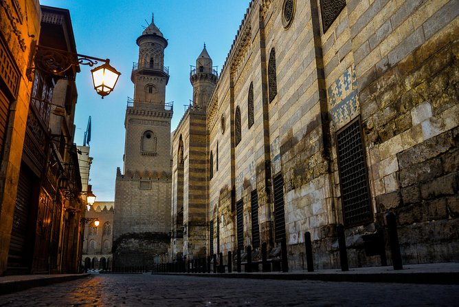 Islamic Cairo Walking Tour: Khan El Khalili, Al-Azhar Mosque - Accessibility and Tips