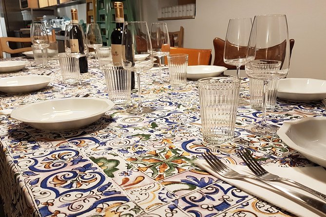 Italian Cocktail + Art of Making Pasta Cooking Class In Unique Milan Location - Convenient Location and Accessibility