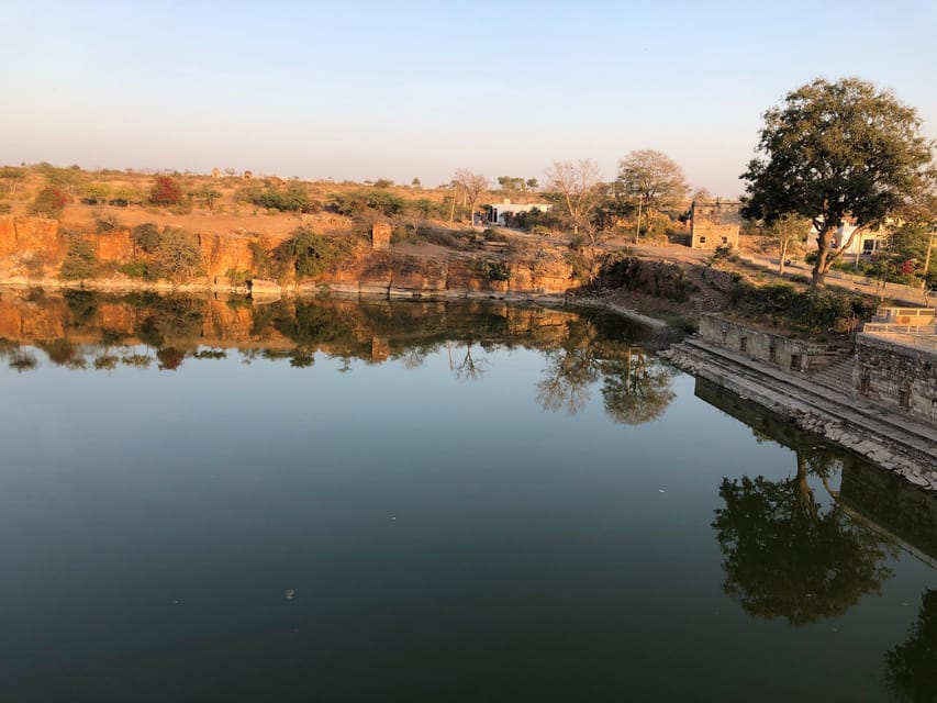 Jaipur: Guided Chittorgarh Fort Tour With Drop At Udaipur - Booking and Cancellation Policy