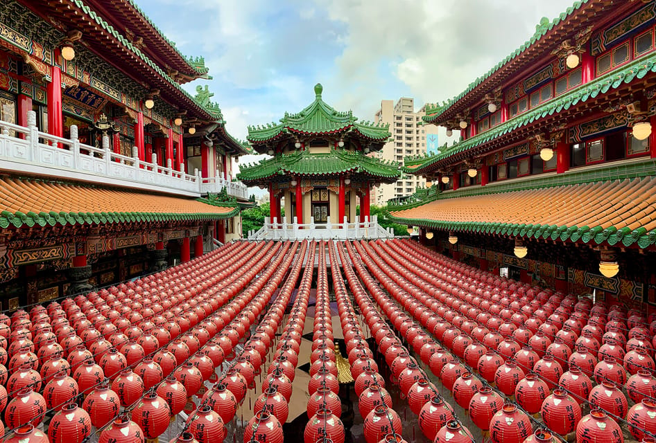 Kaohsiung：Highlight Attractions City Tour - Main Stops