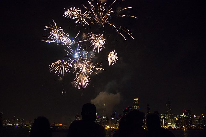 Lake Michigan Fireworks Cruise in Chicago - Cancellation Policy