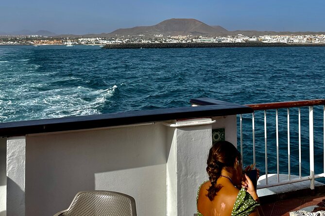 Lanzarote: Private Island Grand Tour - Visiting Iconic Landmarks