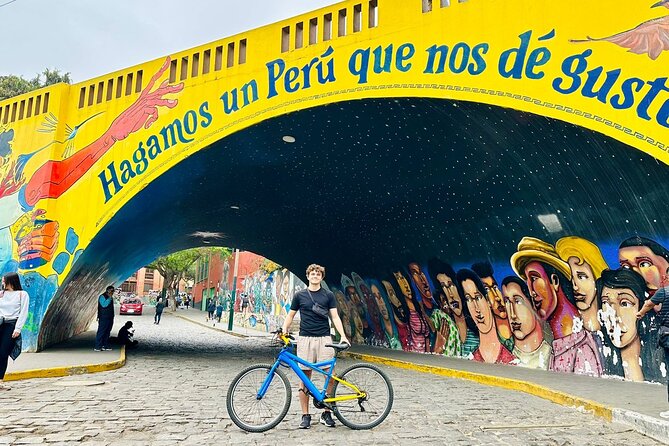 Lima Bike Tour in Miraflores & Barranco - Shared Small Group - Panoramic Views of the Pacific Ocean