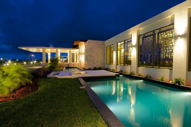 Luxury Private Terminal Arrival Service in St Kitts & Nevis - Booking and Pricing