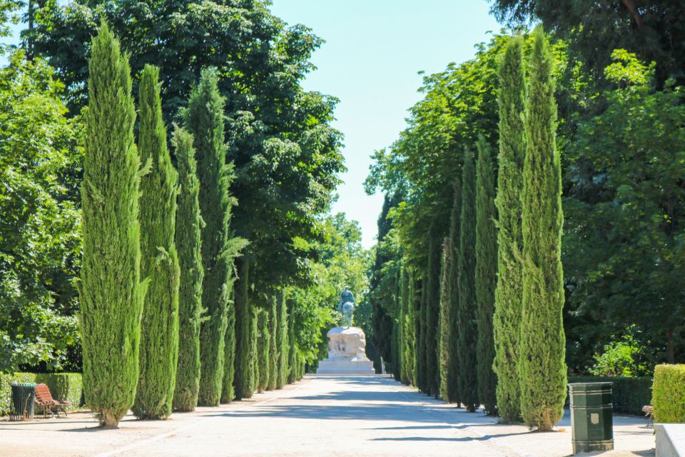 Madrid: El Retiro Park & City Sightseeing Audio Tour - Frequently Asked Questions