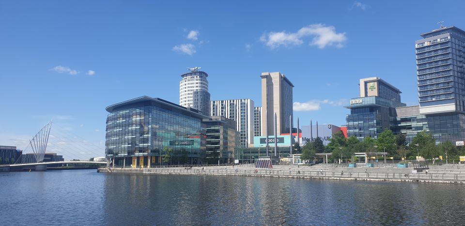 Manchester: Salford Quays Guided Walking Tour - Exploring Media City