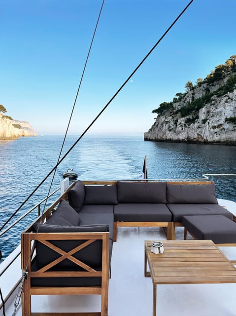 Marseille: Unforgettable Sunset Private Boat Experience - Luxury and Comfort